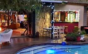 Mali Boutique Lodge & Tube 'N Axe Budget Accommodation